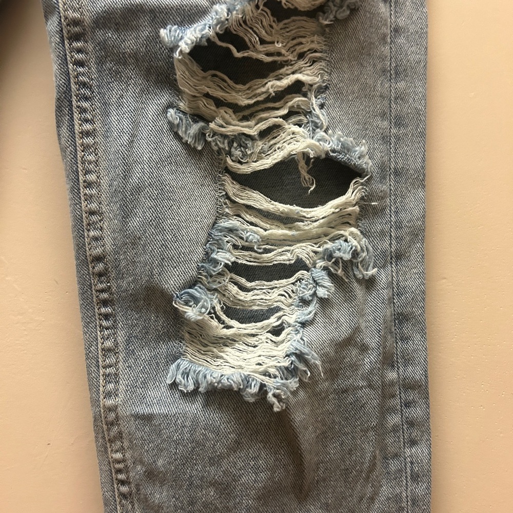 VIGOSS Ripped Denim Jeans - Picture 2 of 7